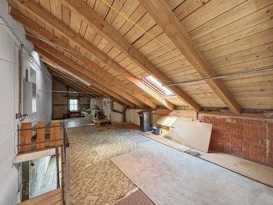 OG Lagerfläche im Anbau