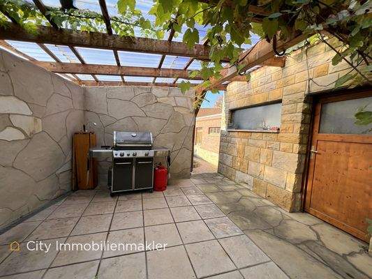 Terrasse Grillplatz EG