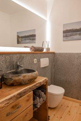 Kleine Wohnung im Obergeschoss