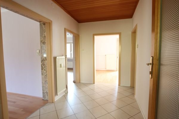 Schöne sanierte 4 Zi Wohnung 100m² mit 570m² Garten und 1 Werkstatt in Rotschitzen bei Köttmannsdorf - Stadtnähe