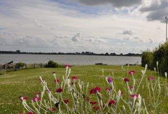 Blick von der Terrasse auf die Schlei 