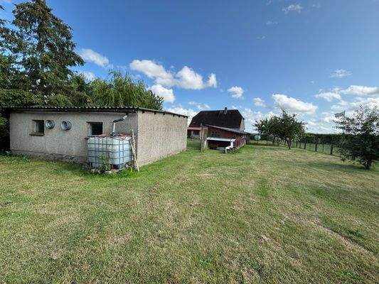 Grundstück Nebengebäude