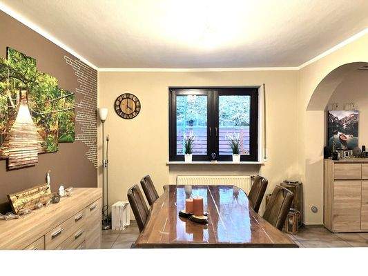 Esszimmer, Blick aus Küche