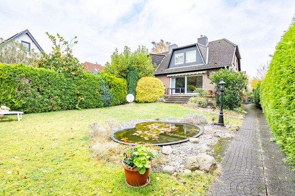 Hausansicht / Garten