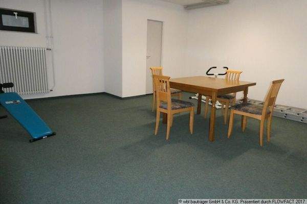 Allgemeiner Freizeitraum mit viel Platz