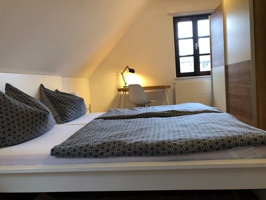TOP 2.01 Bedroom