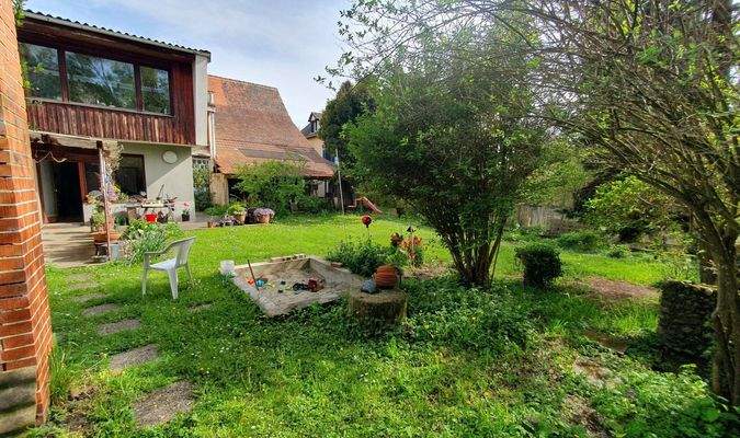 Wohnhaus/Scheune, Gartenseite