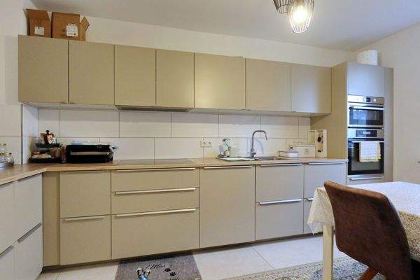 mit hochwertigen Elektrogeräten