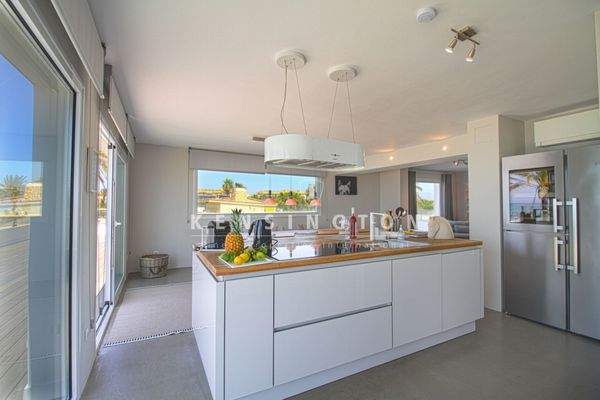 Villa in Ciudad Jardin Bar