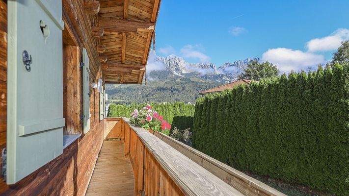 KITZIMMO-Alpenchalet in sonniger Ruhelage mit Kaiserblick - Immobilien Ellmau.