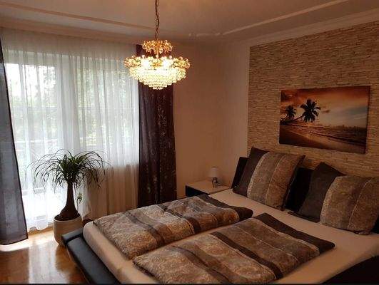 3. Whg. OG Anbau Schlafzimmer 