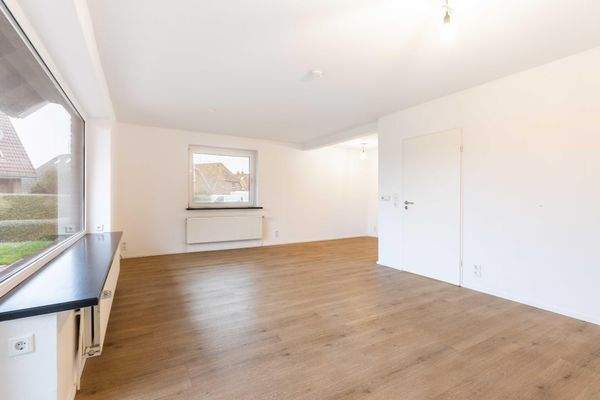 Lichtdurchflutetes Wohn-Esszimmer