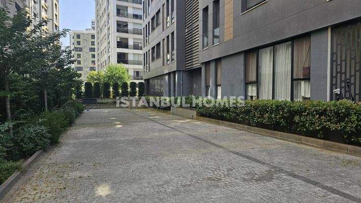 Duplex Apartment in an Upright Location in Kadikoy Istanbul