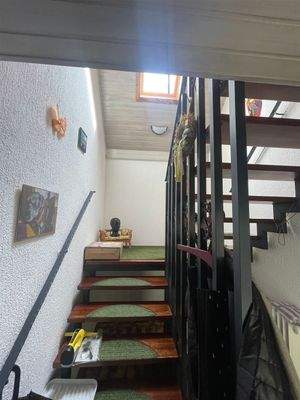 Treppenhaus EG Eingangsber. (Weitwinkelaufnahme)