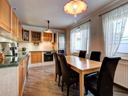 Wohnküche mit Essplatz