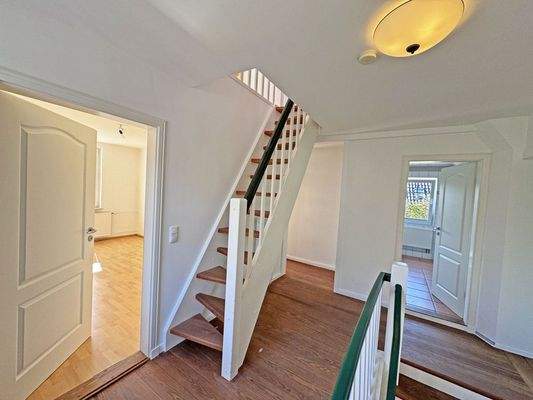 Treppenaufgang zum Dachgeschoss