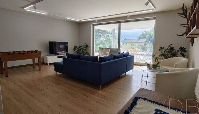 Kellerraum 1 Terrassenausgang unten - KI generiert eingerichtet