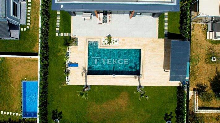 Stylish Detached Villa with Pool in İzmir Foça