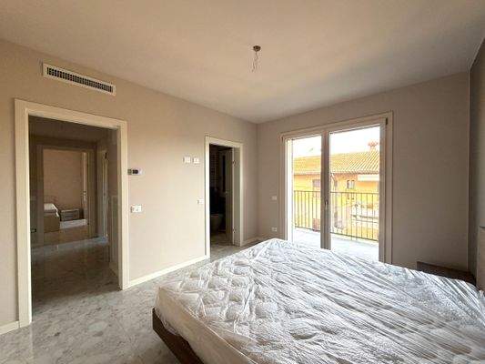 WhatsApp Image 2025-12-01 at 11.50.09 (3).jpeg