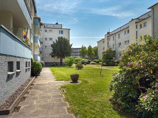 Durchgang zum hinteren Eingang