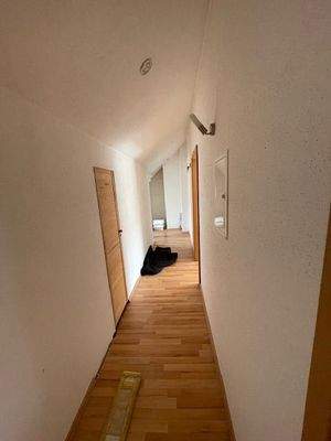 Flur Einliegerwohnung.jpg