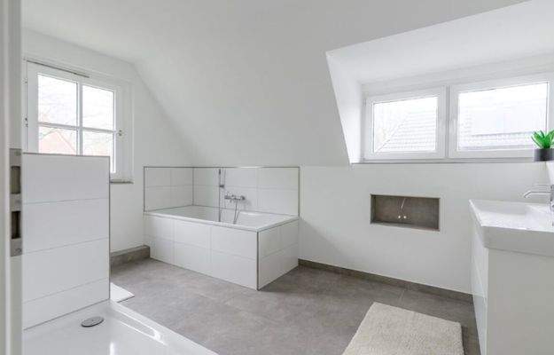 EFH Dusch-Vollbad.jpg