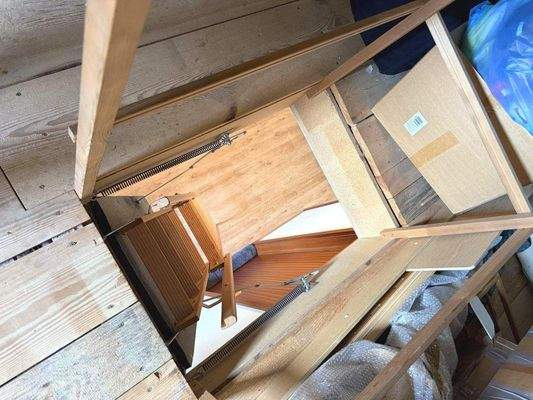 Dachboden_Auszugtreppe