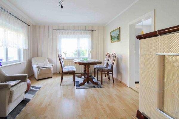 Wohnzimmer 1. OG Ansicht 01