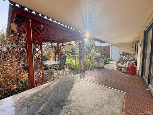 Die sonnige Terrasse