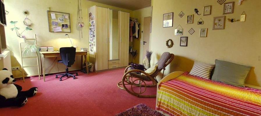 21. OG-Jugendzimmer 2.jpg