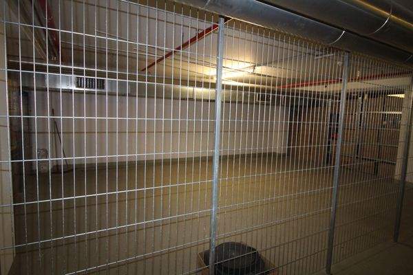 Günther-Wagner-Allee 17, 319 m² 3.OG, Lager gr. UG