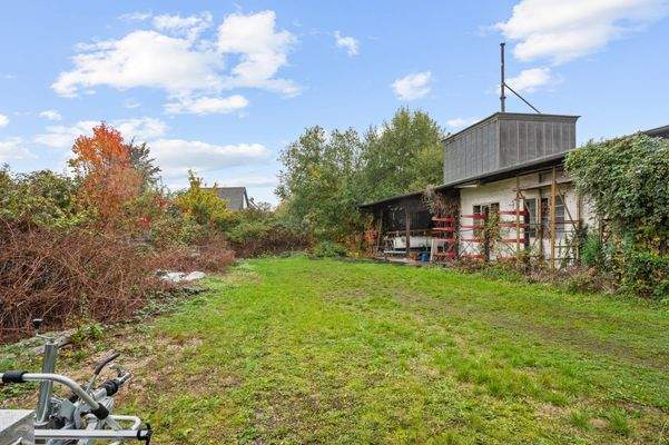 Grundstück Rückansicht