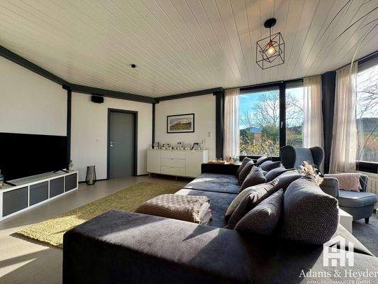 OG Einliegerwohnung Wohnzimmer 1