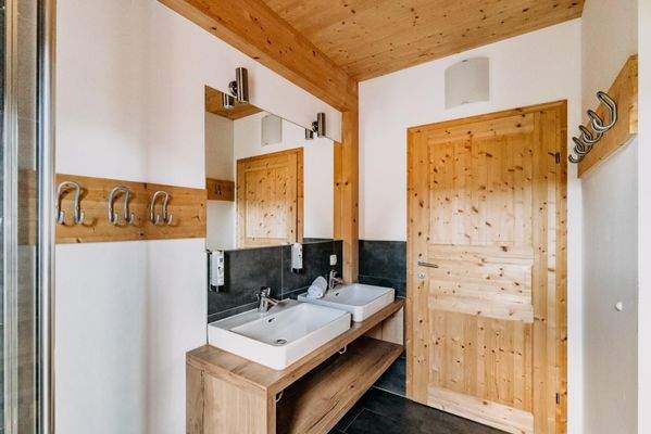 Bad mit Infrarot im EG