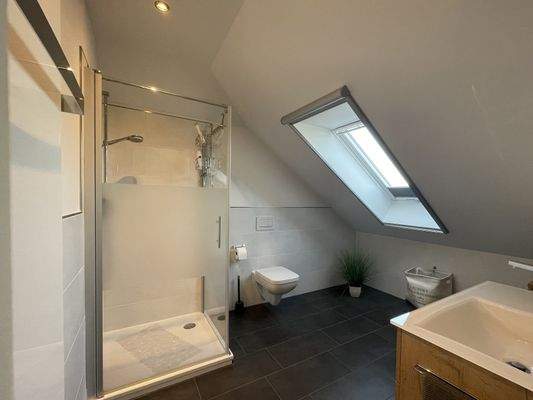 Tageslichtbad im Dachgeschoss