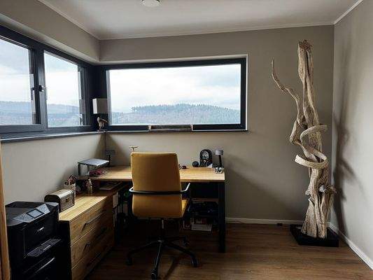 Arbeits- Kinder- Gästezimmer