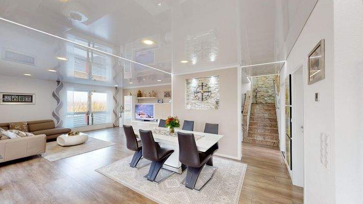 Wohnzimmer/Essbereich-EG