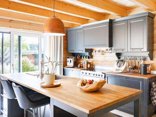 Hochwertige Einbauküche