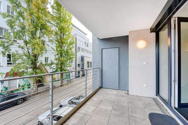 Balkon mit AR n. Süden