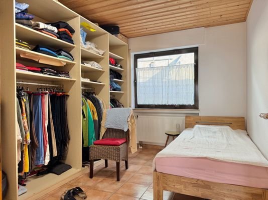 3. Schlafzimmer