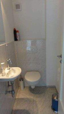 Im vorderen Bereich WC