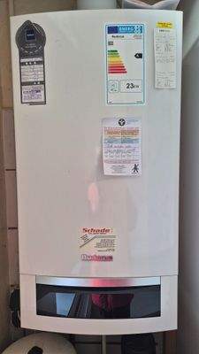 Eingangsbereich - Heiztherme