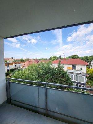 Balkonblick ins Grüne