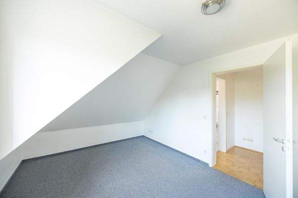 Arbeits-/Schlafzimmer im 2. Obergeschoss