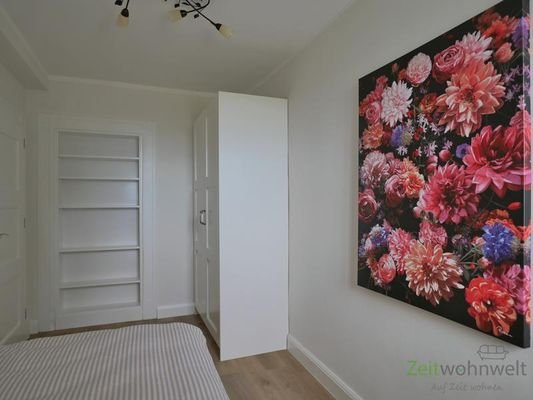 Kleiderschrank