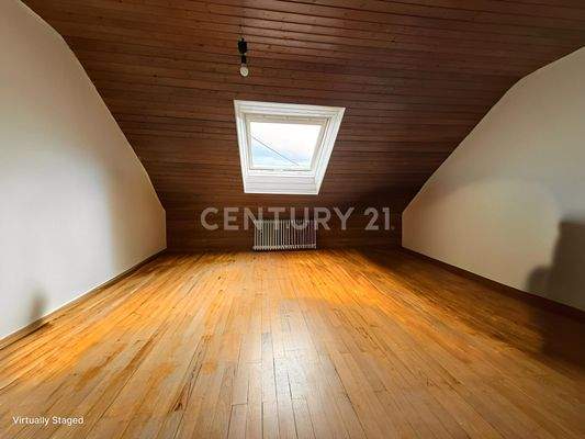 Wohnzimmer DG - Unmöbliert