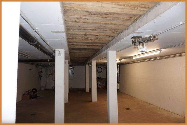 Lagerfläche UG mit Grube 