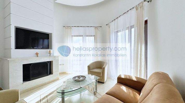 110d8455472e47bfae5e3ff3c2d7db79-original