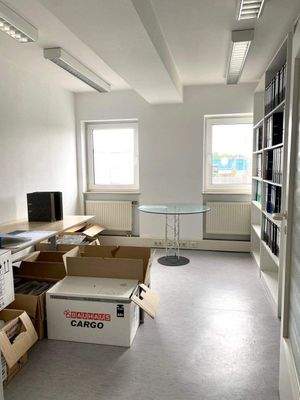 Büro4.jpg