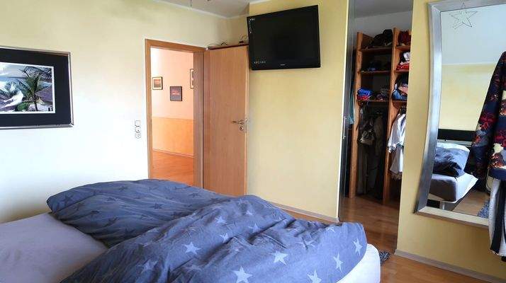 Elternschlafzimmer mit Ankleide